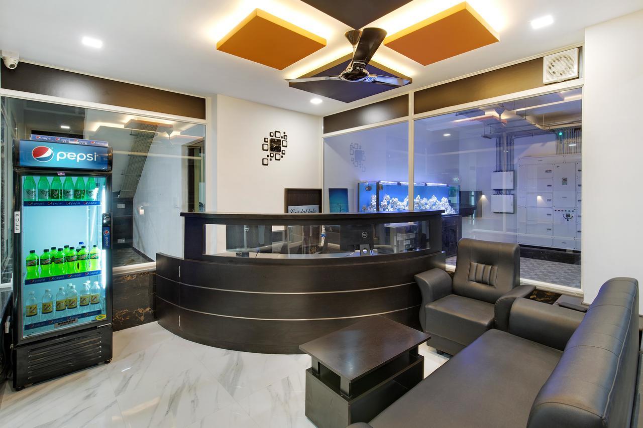 Crystal Lake Suites Коимбатур Экстерьер фото